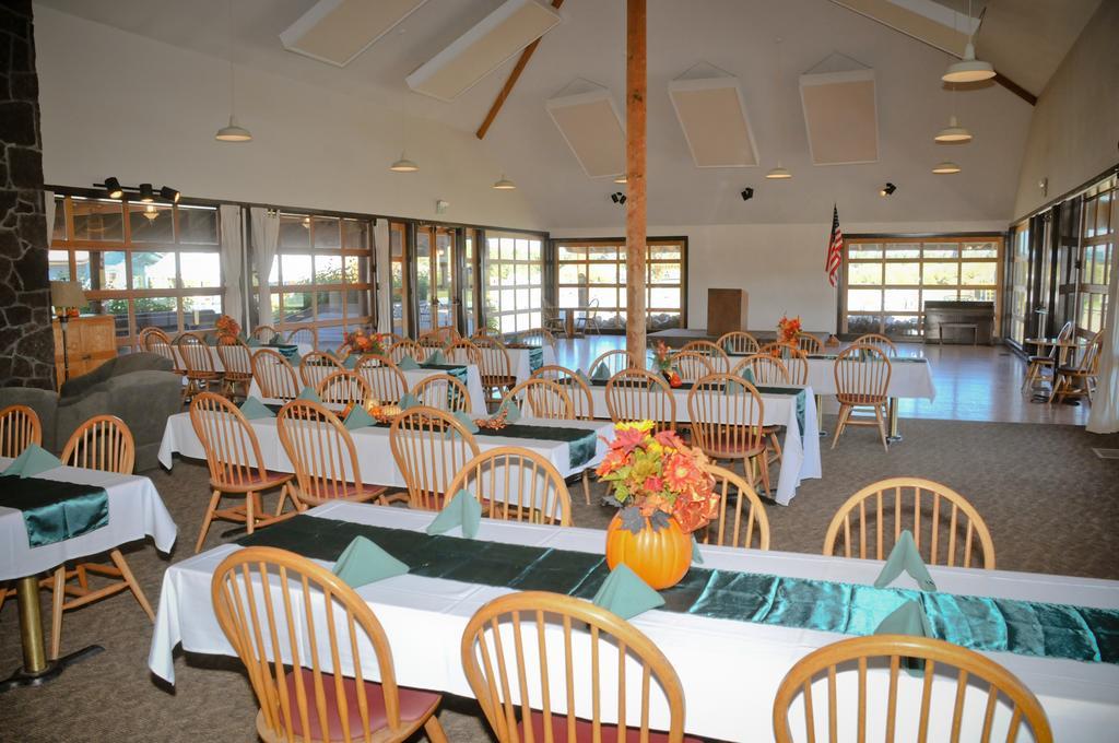 Bend-Sunriver Camping Resort Studio Cabin 6 Exteriör bild