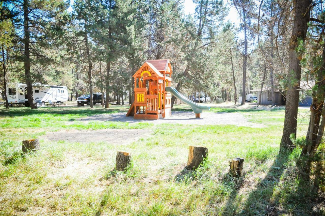 Bend-Sunriver Camping Resort Studio Cabin 6 Exteriör bild