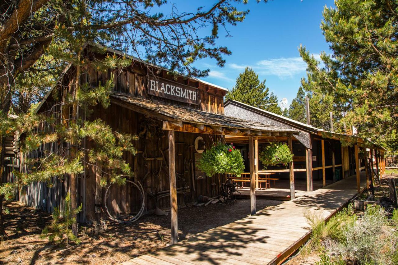 Bend-Sunriver Camping Resort Studio Cabin 6 Exteriör bild